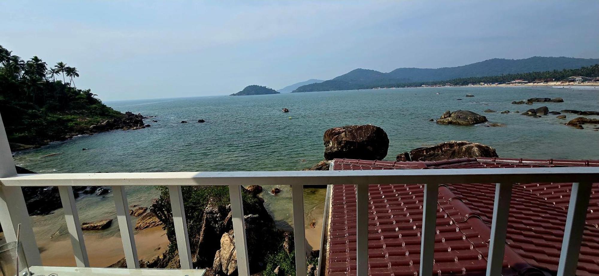 Pacific Sunset View Palolem Hotel Bilik gambar